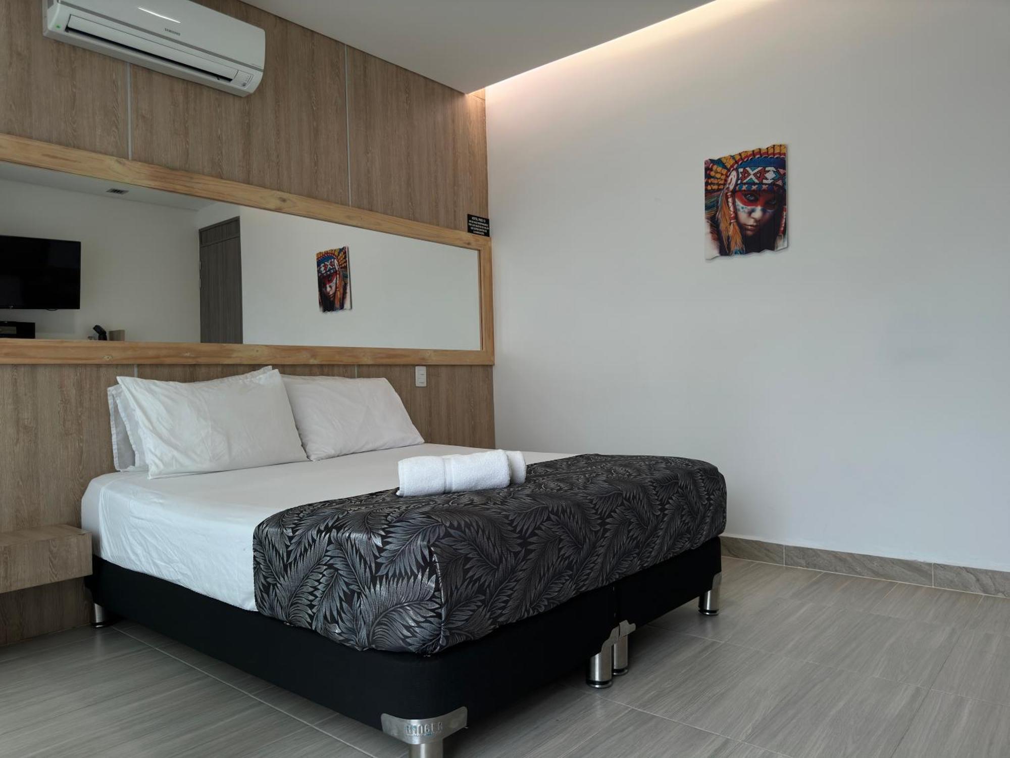Hotel Piso 12 เบลโญ ภายนอก รูปภาพ