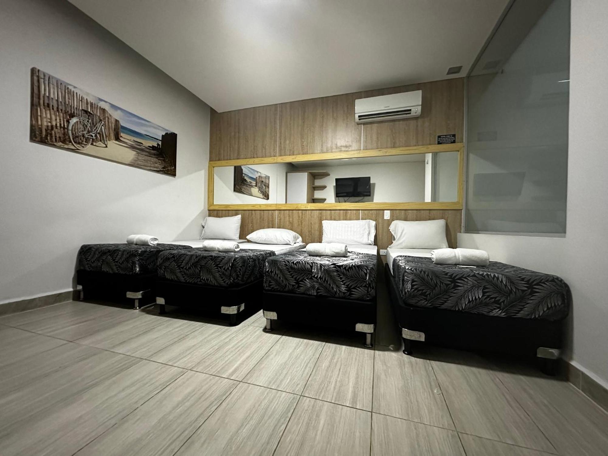 Hotel Piso 12 เบลโญ ภายนอก รูปภาพ