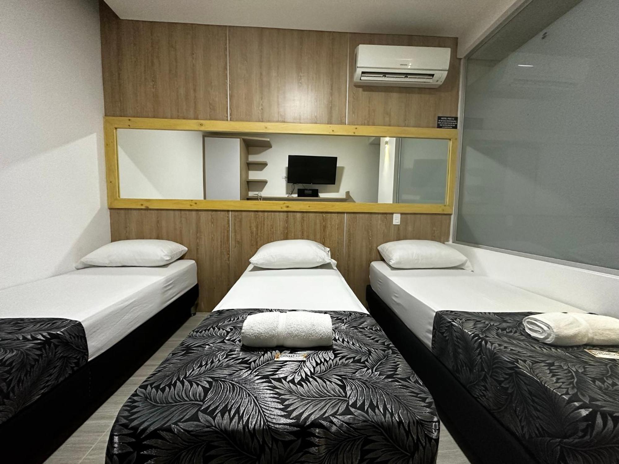 Hotel Piso 12 เบลโญ ภายนอก รูปภาพ