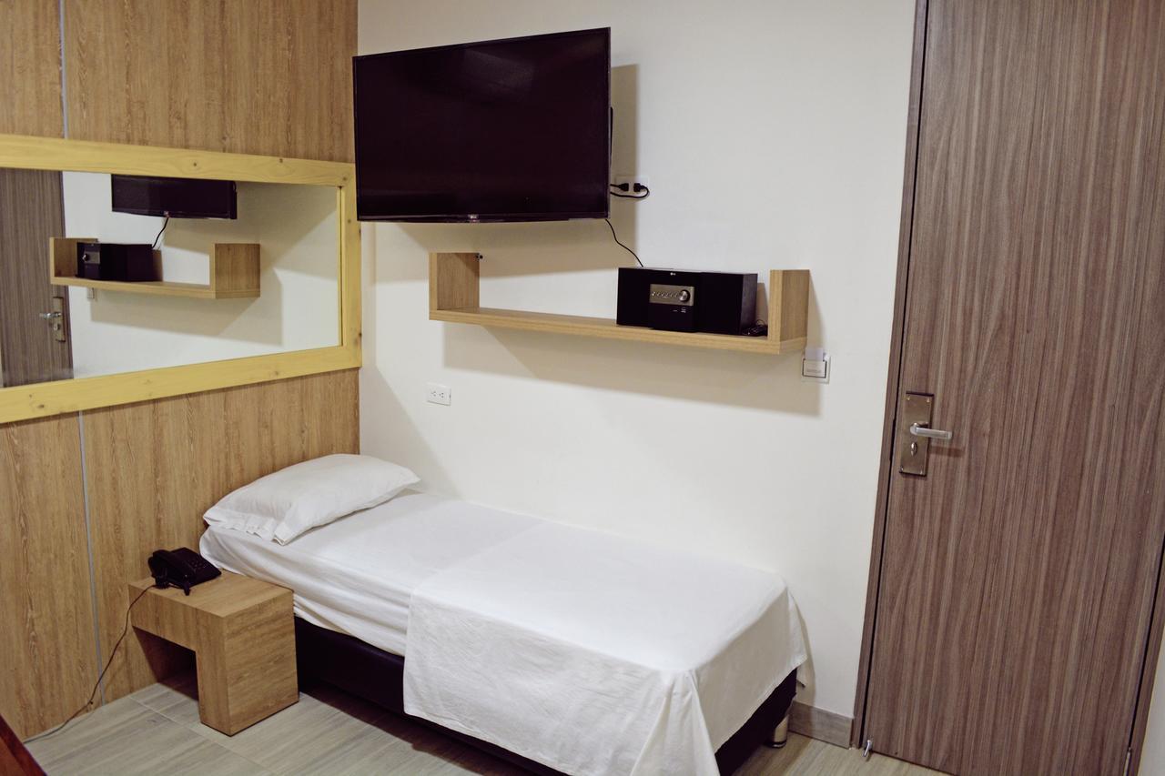 Hotel Piso 12 เบลโญ ภายนอก รูปภาพ