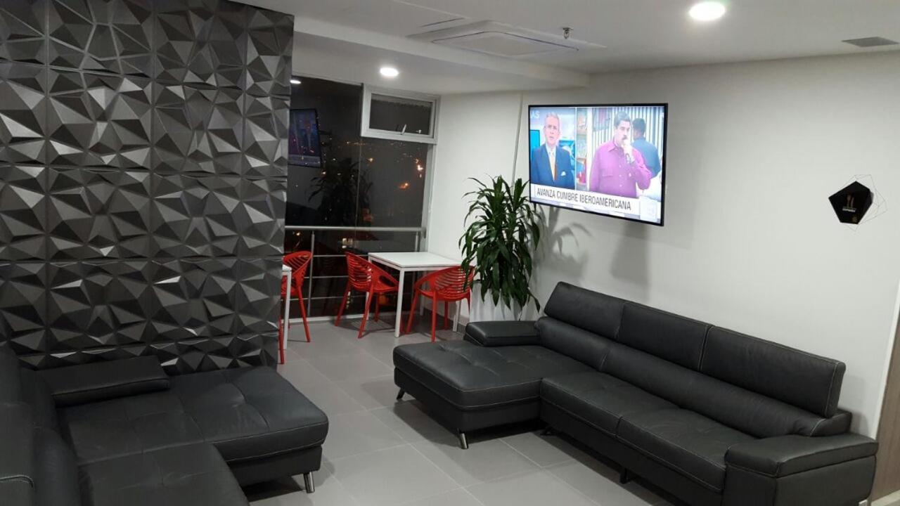 Hotel Piso 12 เบลโญ ภายนอก รูปภาพ